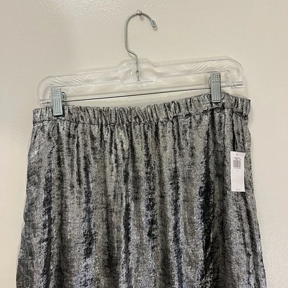 NWT Old Navy L Metallic Silver Elastic Waist MIDI Skirt Pockets - Picture 7 of 7